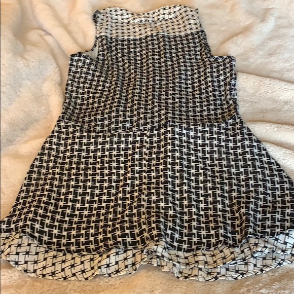 Dress - Picture 4 of 5